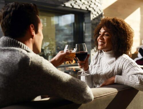 Highline Vail Dining Pivot62 Couple with Drinks by Fire