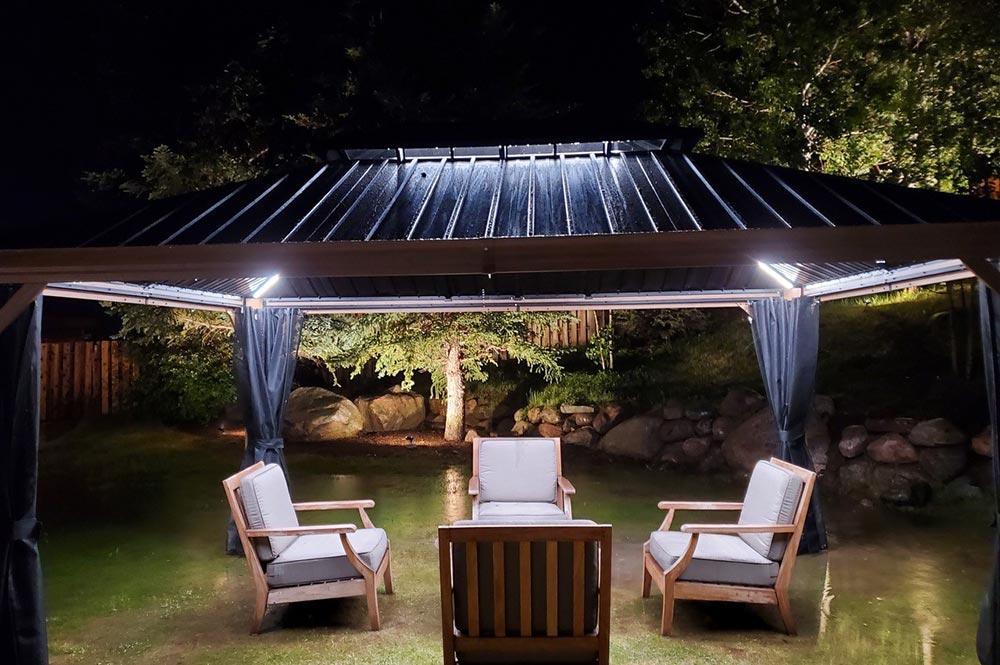 Highline Vail Hotel Pergola in Rain